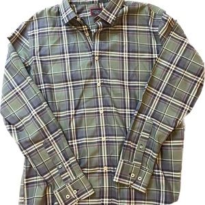 Men’s XL slim fit Untuckit green button down long sleeve